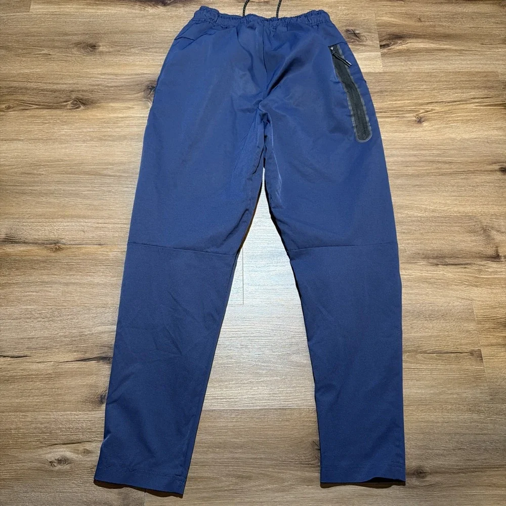 Nike Tech Essentials Men's Woven Pants‎ Size S Sportswear Commuter Tapered Navy